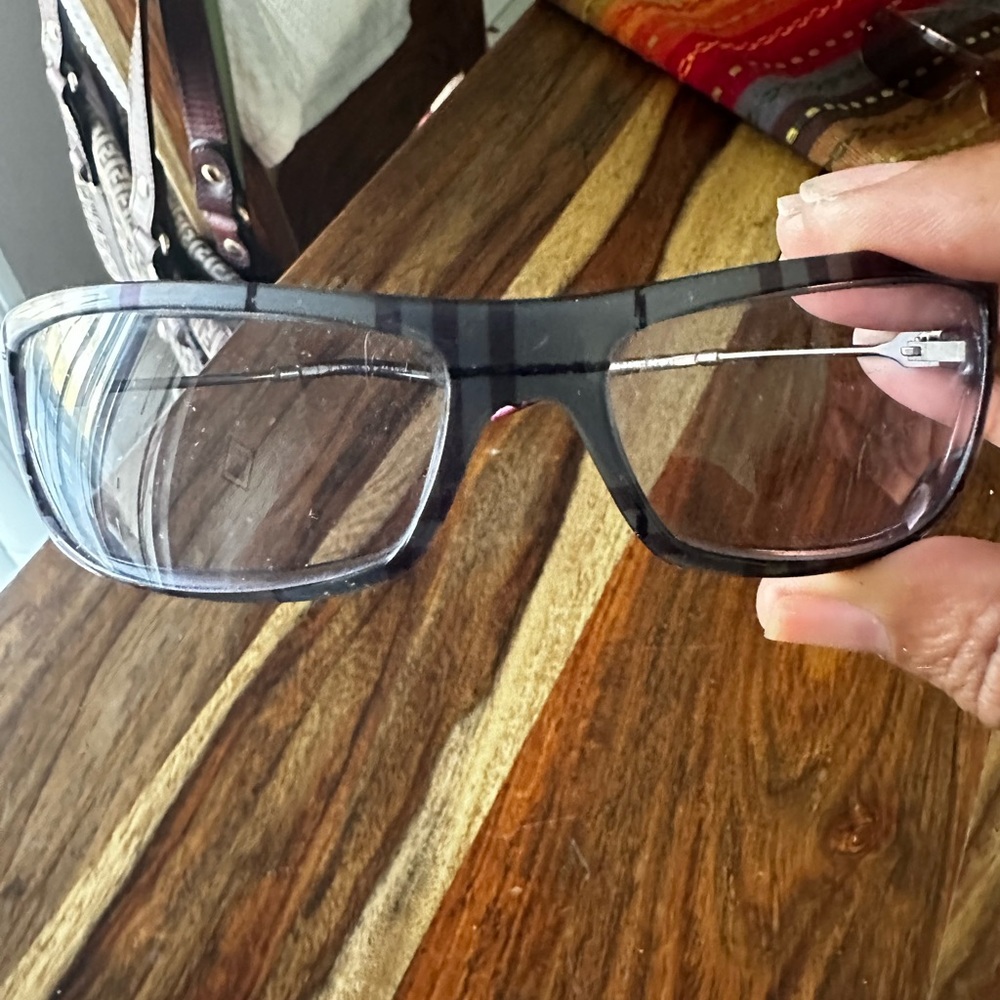 Burberry sunglasses